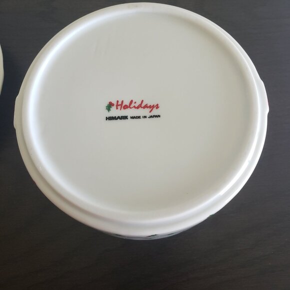 Himark Holidays Vintage Christmas Holly and Berry Trinket Box - Picture 6 of 8